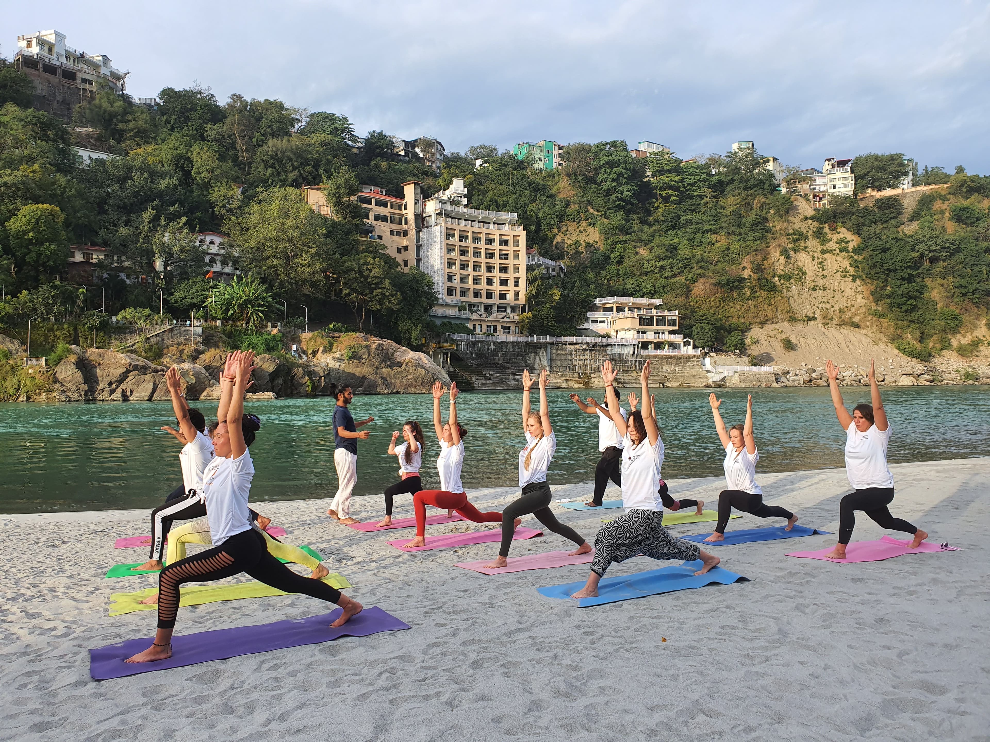 Maa Ganga Tour: Rishikesh, Haridwar & Kashi